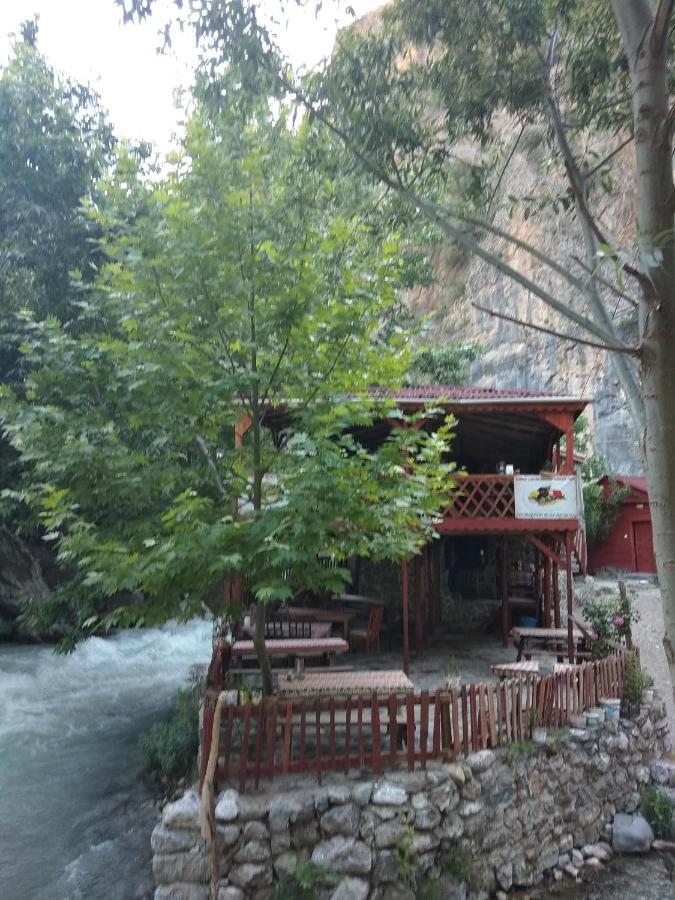 Kapuzbaşı Şelalesi Baştürk dinlenme tesisleri Otel Büyükçakır Dış mekan fotoğraf